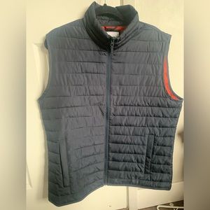 Gap vest